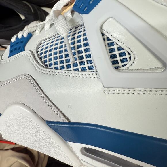 Air Jordan 4 Retro 2024 Men's Size 10.5 Sneakers Military Blue, FV5029-141 - Picture 8 of 8